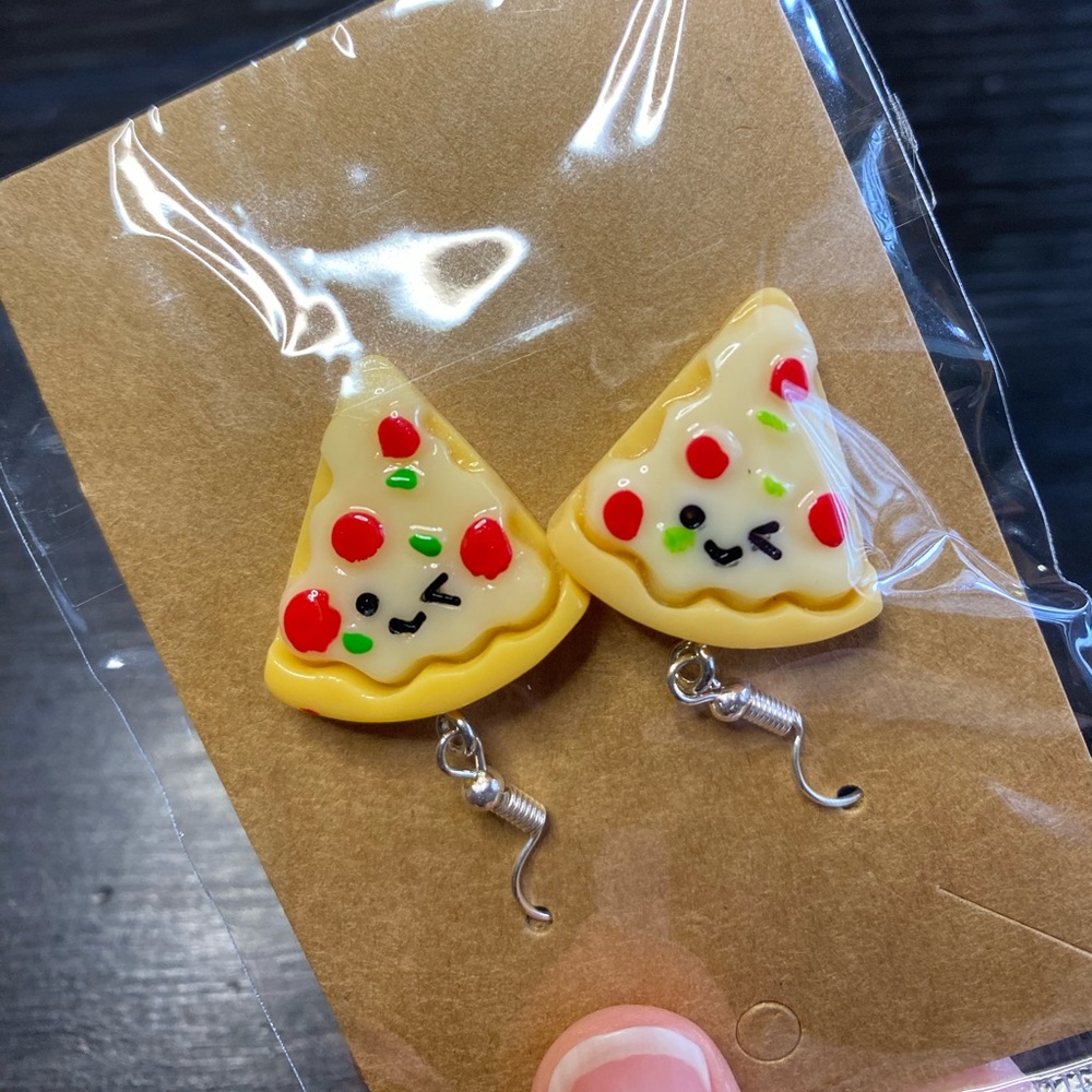 NWOT cute acrylic pizza slice earrings